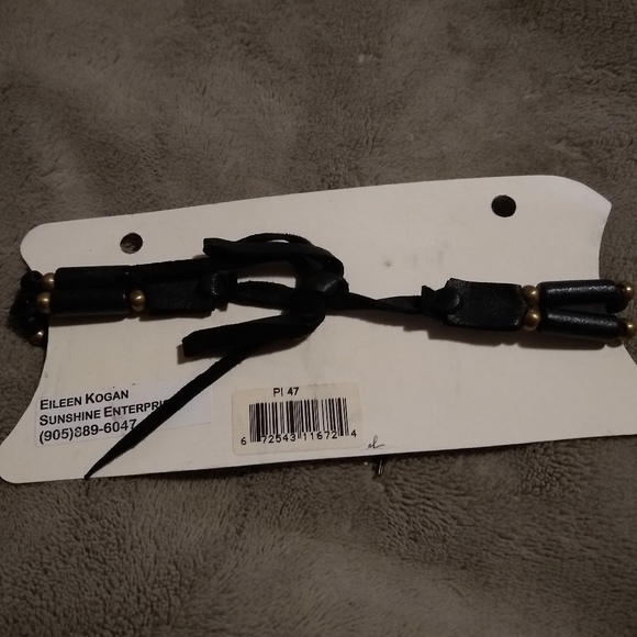 Necklace - Picture 2 of 2